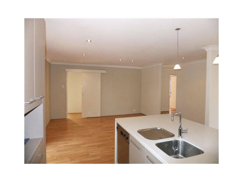 10B Iluka Avenue, Mullaloo WA 6027