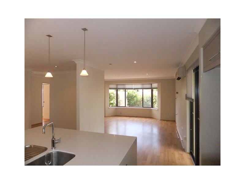 10B Iluka Avenue, Mullaloo WA 6027