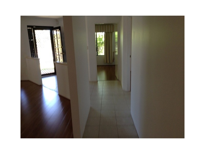 42 Golf links Drive, Carramar WA 6031