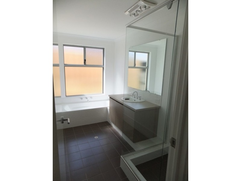 44 Seadrift Street, Yanchep WA 6035