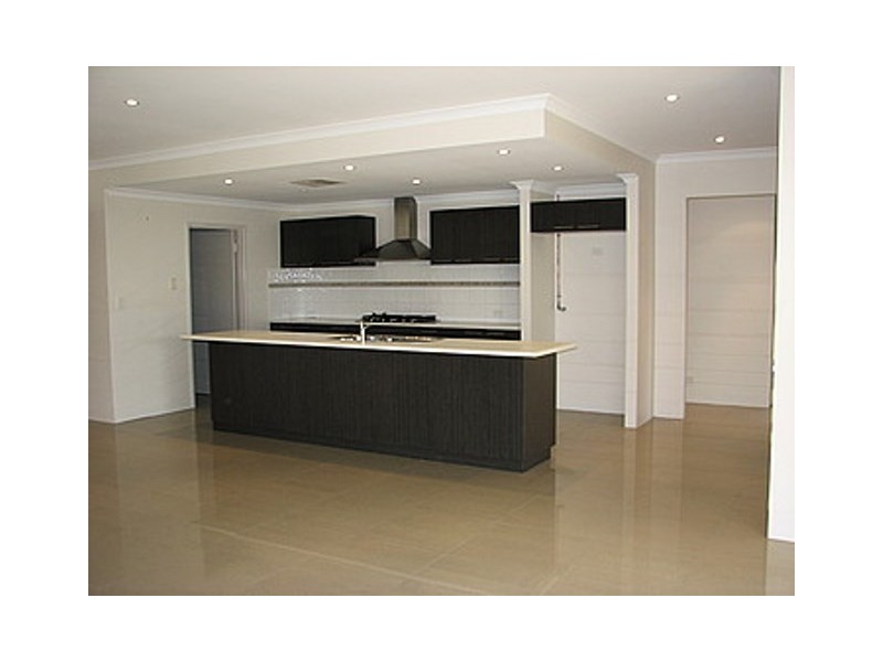 10 Tibicen Road, Tapping WA 6065