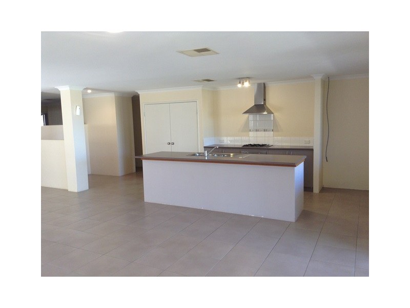 21 Ginsburg Turn, Tapping WA 6065