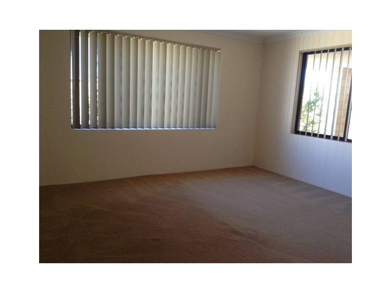 21 Ginsburg Turn, Tapping WA 6065