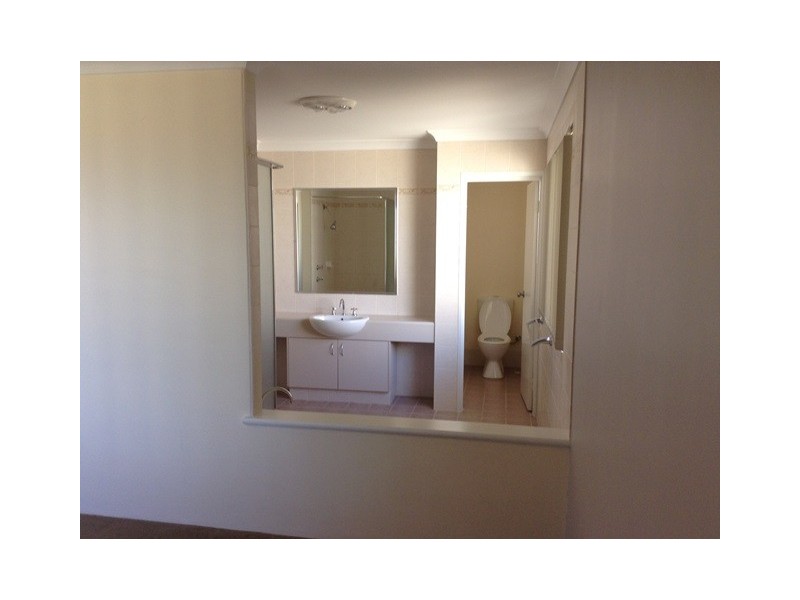 21 Ginsburg Turn, Tapping WA 6065