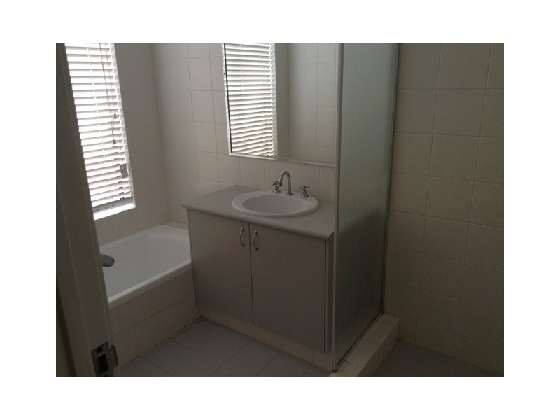 21 Ginsburg Turn, Tapping WA 6065