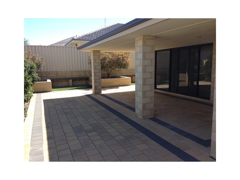 21 Ginsburg Turn, Tapping WA 6065