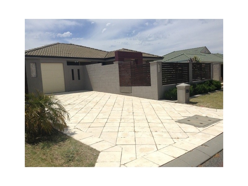 4 Blackbird Glen, Quinns Rocks WA 6030