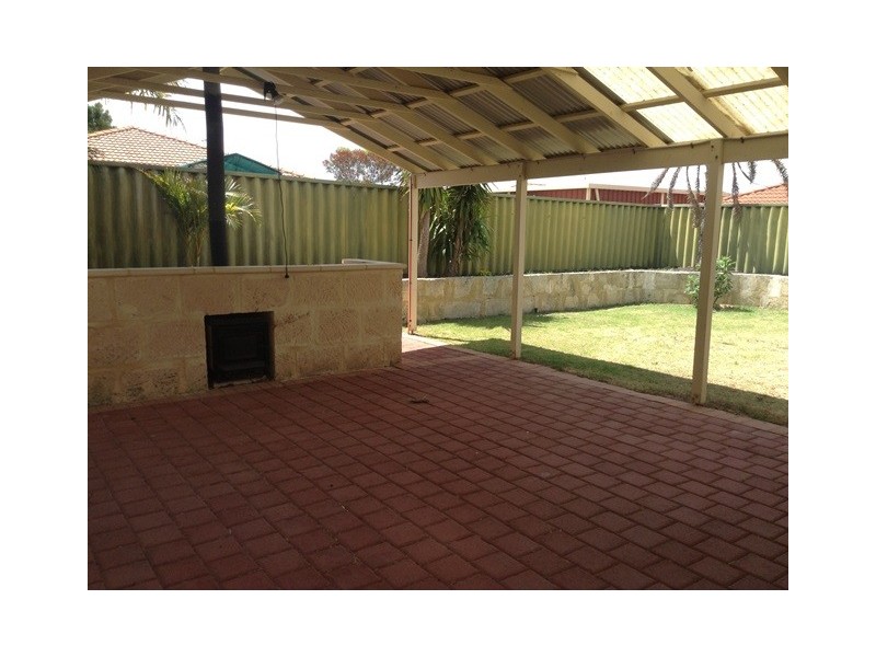 4 Blackbird Glen, Quinns Rocks WA 6030