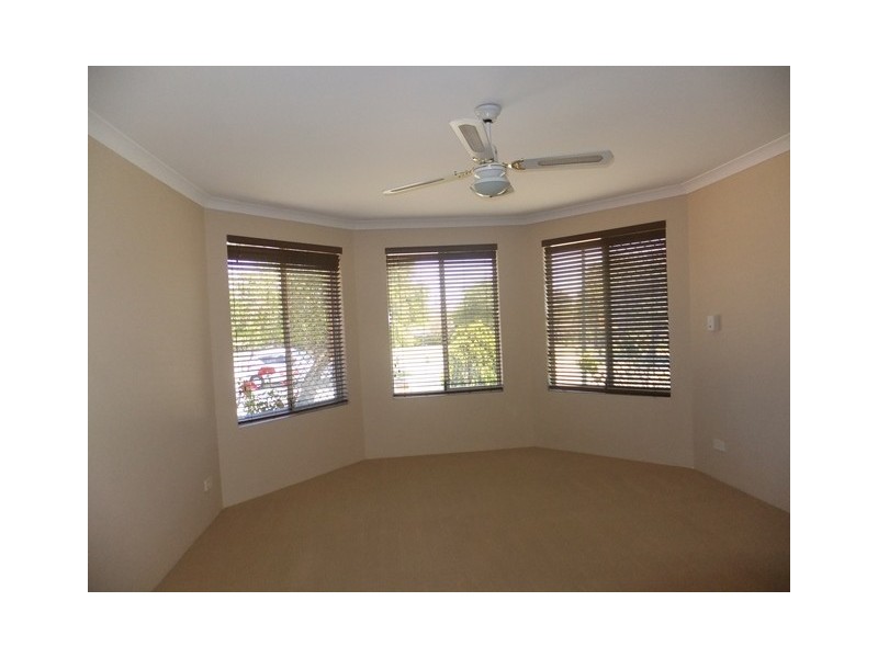 40 James Cook Avenue, Quinns Rocks WA 6030