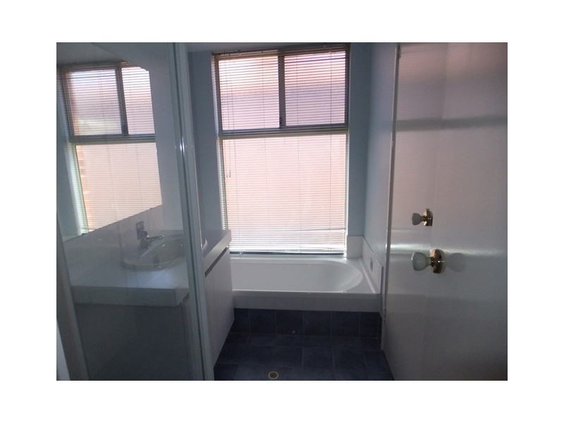 40 James Cook Avenue, Quinns Rocks WA 6030