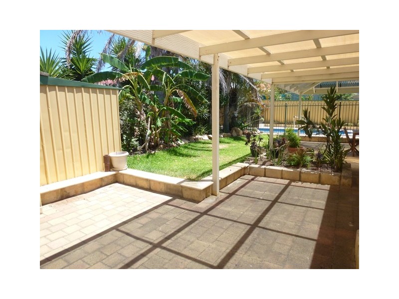 26 Renshaw Boulevard, Clarkson WA 6030