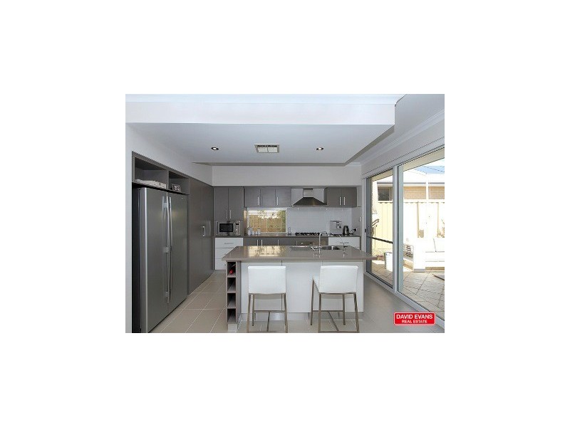 11 Carmathen Avenue, Butler WA 6036