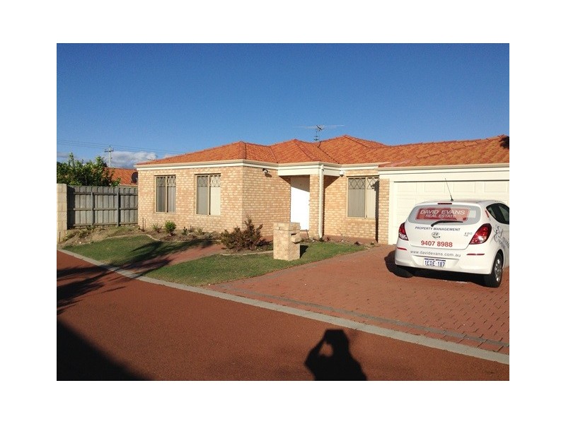 37 Kinbay Entrance, Mindarie WA 6030