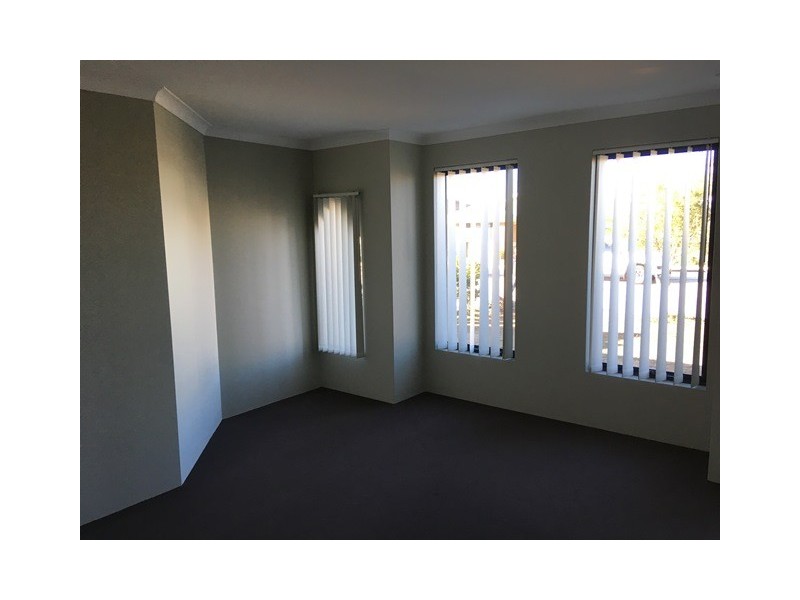7 Finglas Meander, Butler WA 6036