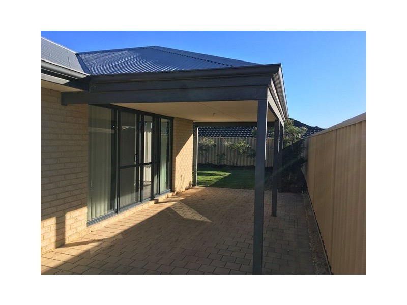 7 Finglas Meander, Butler WA 6036