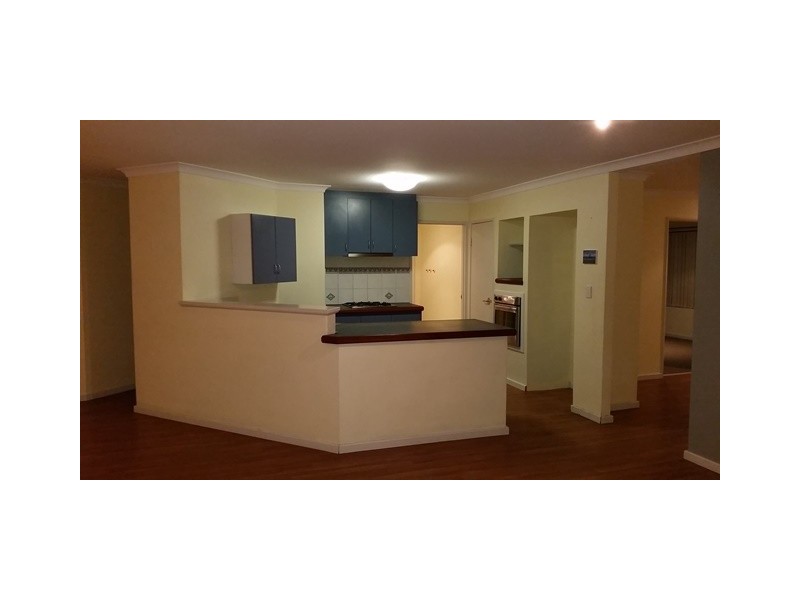 14 Mulgrave Loop, Mindarie WA 6030