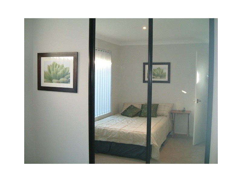 14 Mulgrave Loop, Mindarie WA 6030