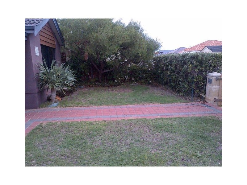 14 Mulgrave Loop, Mindarie WA 6030