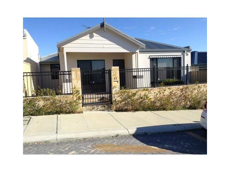 11 Lower Keys Drive, Clarkson WA 6030