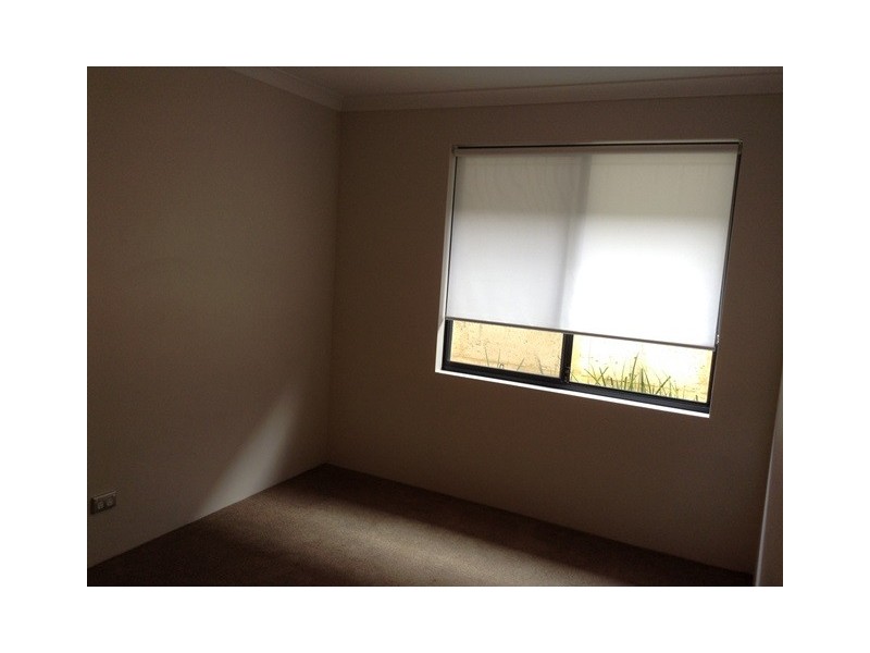 4 Saxicola Road, Banksia Grove WA 6031