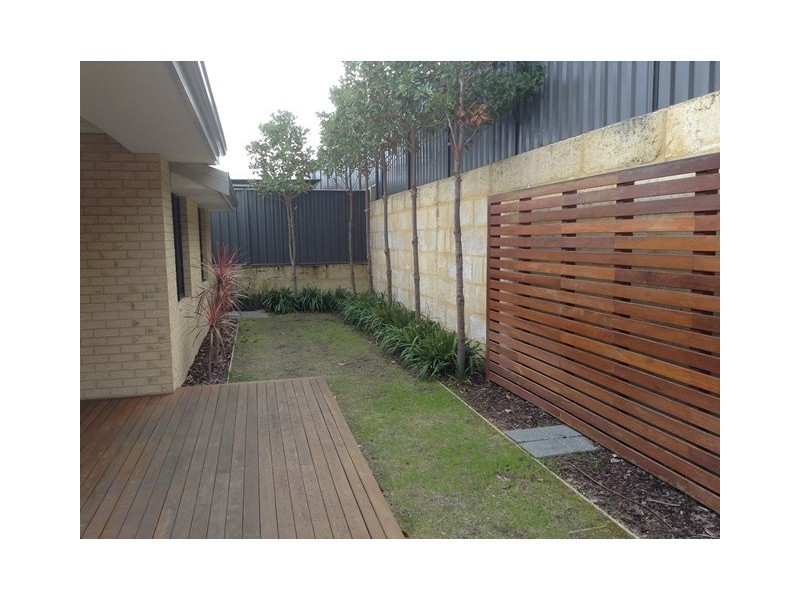 4 Saxicola Road, Banksia Grove WA 6031