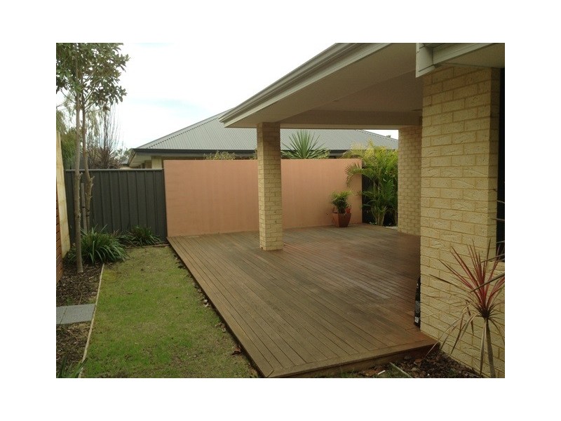 4 Saxicola Road, Banksia Grove WA 6031