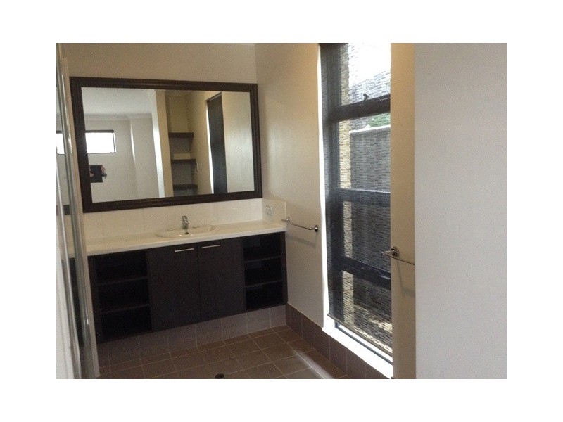 4 Saxicola Road, Banksia Grove WA 6031