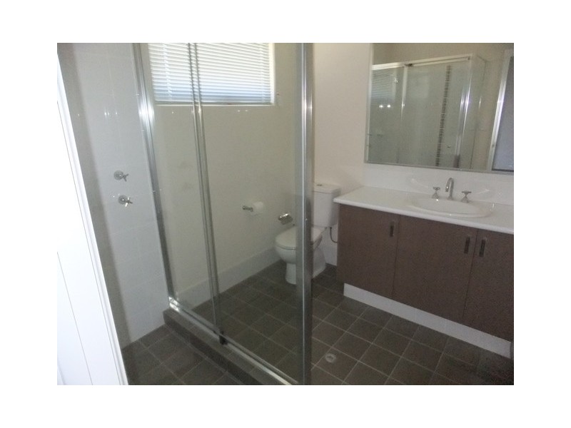 20 Stanbroke Turn, Carramar WA 6031