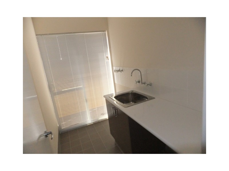 20 Stanbroke Turn, Carramar WA 6031