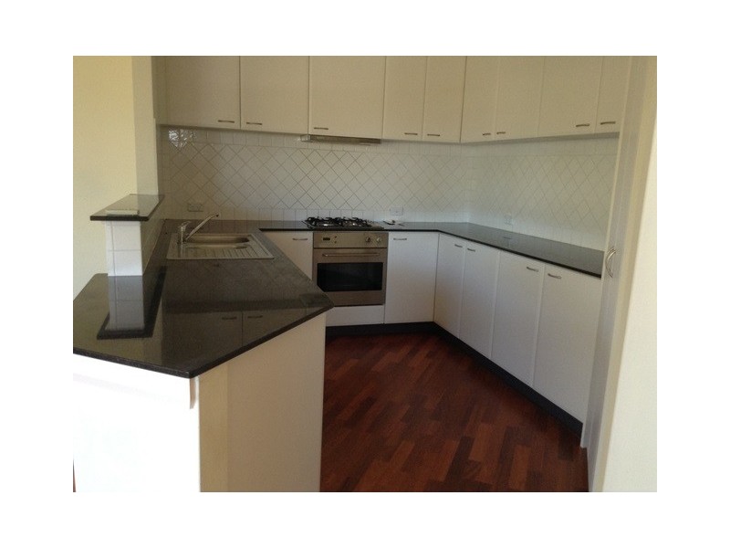 21/2 Plaistow Street, Joondalup WA 6027