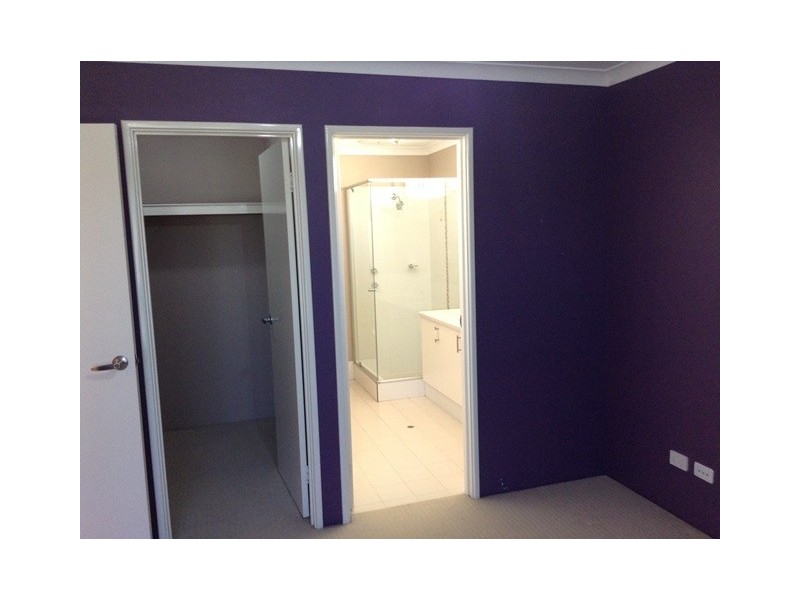 10 Sawtooth Bend, Banksia Grove WA 6031