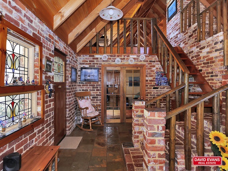 10 Birnam Court, Yanchep WA 6035