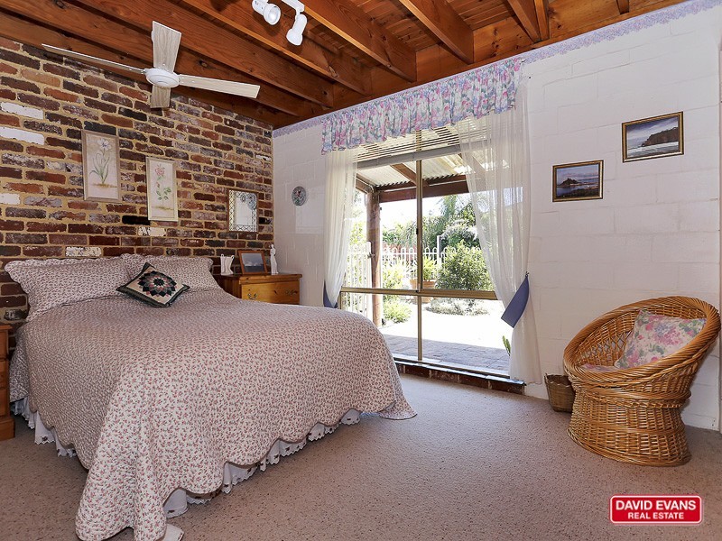 10 Birnam Court, Yanchep WA 6035