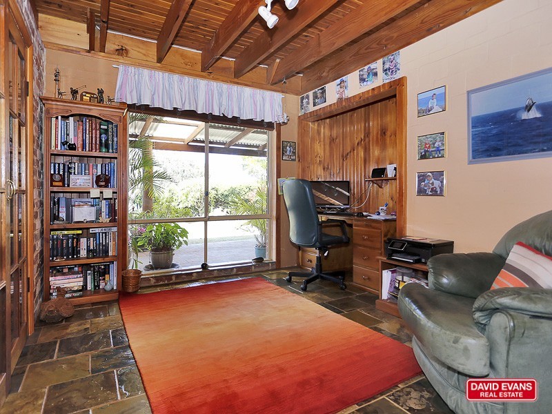 10 Birnam Court, Yanchep WA 6035