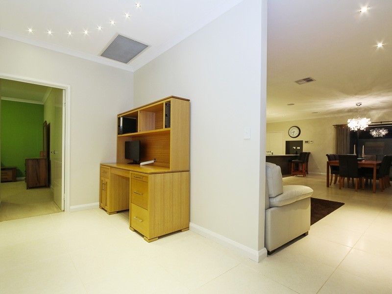 61 Leeway Loop, Alkimos WA 6038