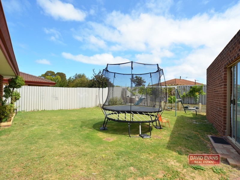 2 Palermo Court, Merriwa WA 6030
