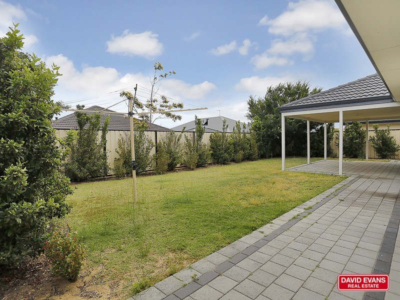 9 Liberty Drive, Clarkson WA 6030