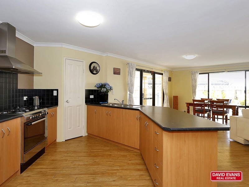 44 Dumaresq Loop, Quinns Rocks WA 6030
