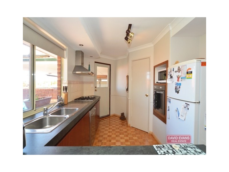 72 Stonehaven Parade, Kinross WA 6028