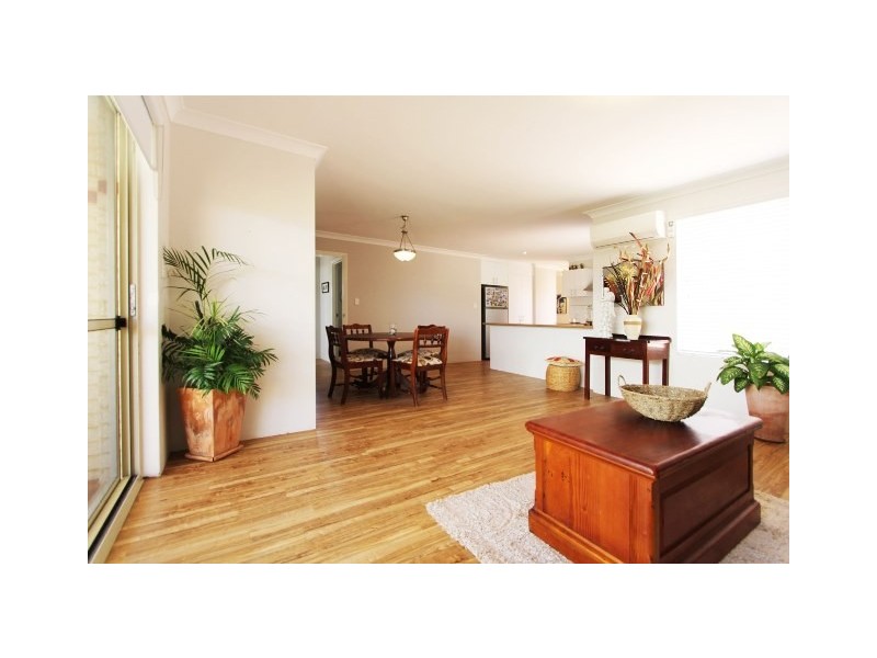 71B Hinchinbrook Ave, Ridgewood WA 6030