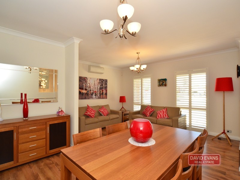 17 Gunida Street, Mullaloo WA 6027