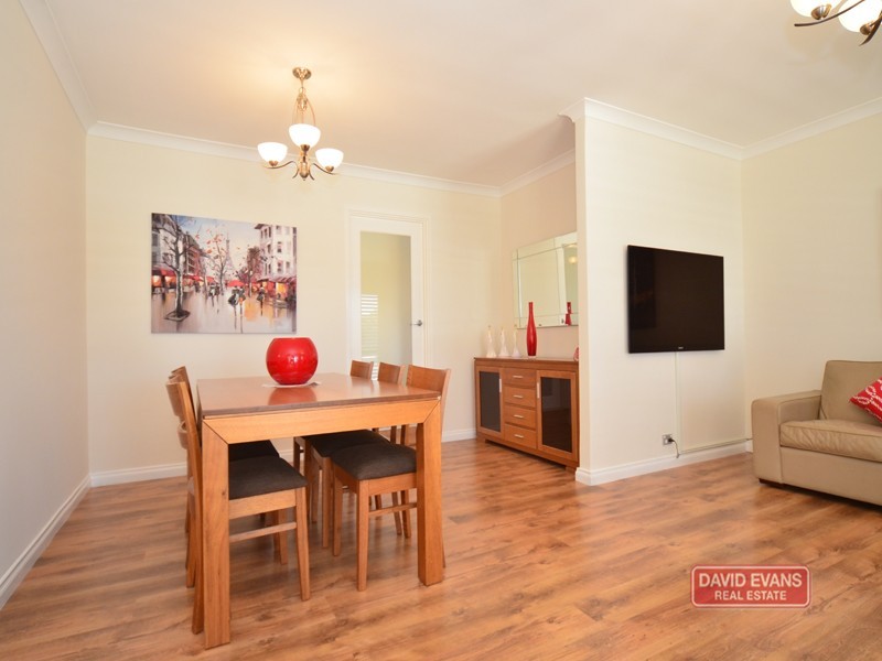 17 Gunida Street, Mullaloo WA 6027