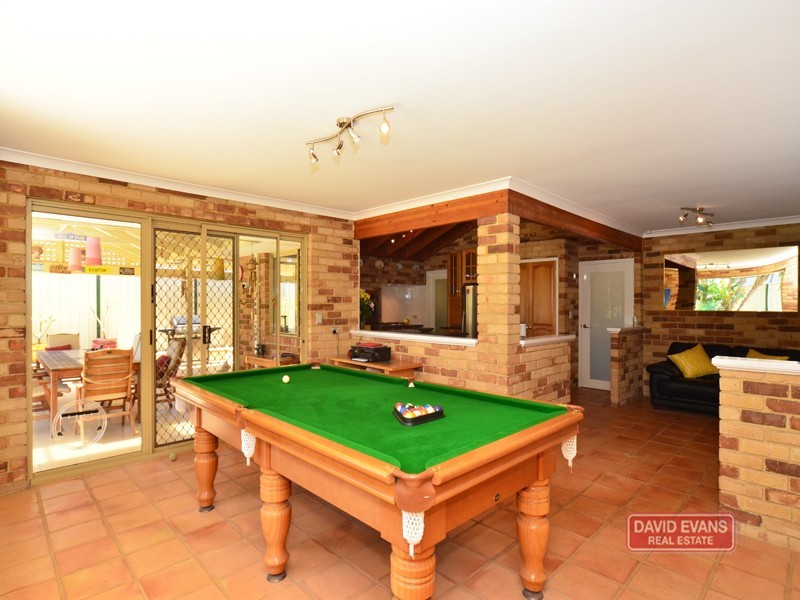 17 Gunida Street, Mullaloo WA 6027