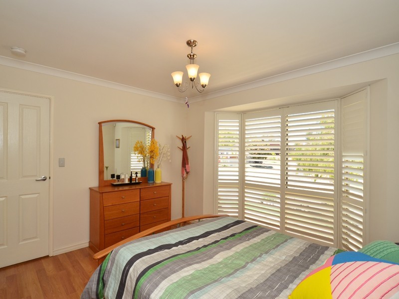 17 Gunida Street, Mullaloo WA 6027