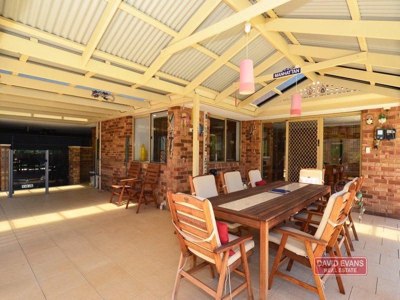 17 Gunida Street, Mullaloo WA 6027