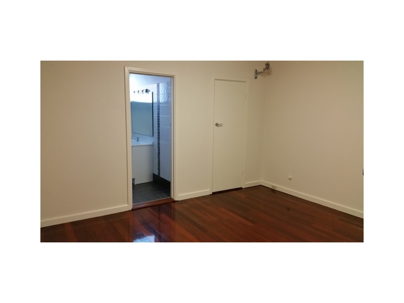 19 Roebuck Drive, Salter Point WA 6152