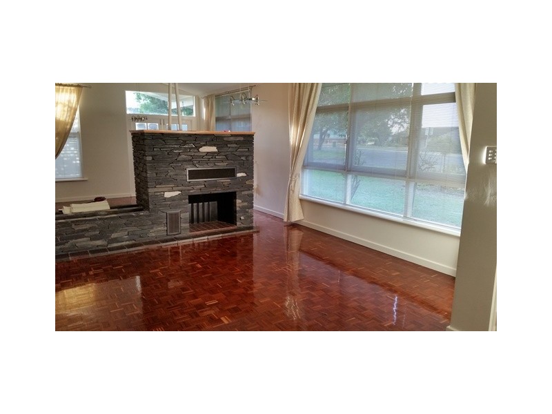 19 Roebuck Drive, Salter Point WA 6152