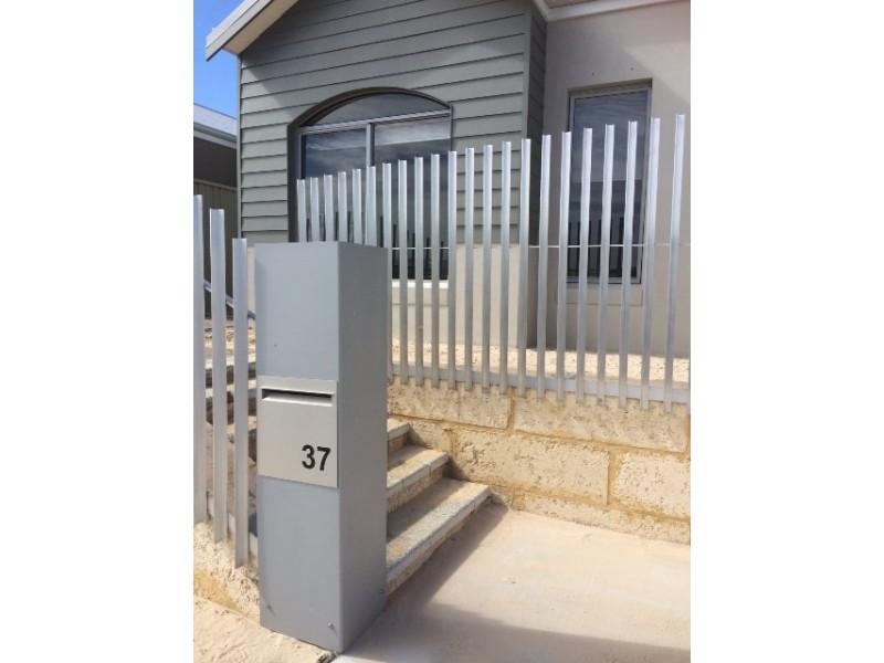 37 Aureate Way, Eglinton WA 6034