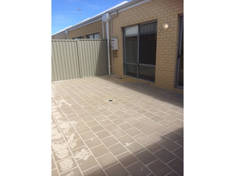 37 Aureate Way, Eglinton WA 6034