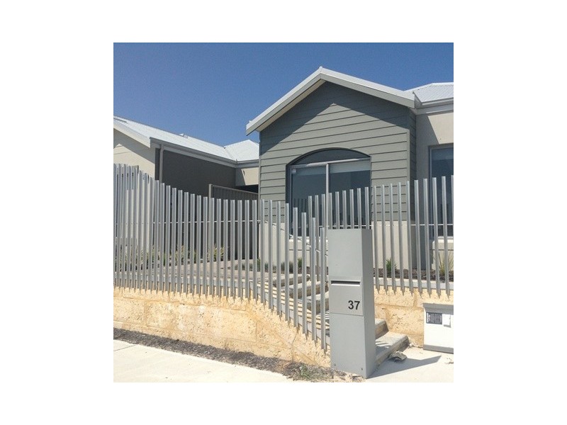 37 Aureate Way, Eglinton WA 6034